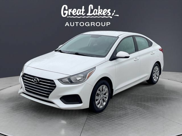 Used 2020 Hyundai Accent SE FWD image 1