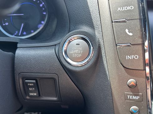 Used 2013 Lexus IS 250 w/ F-Sport Pkg w/Summer Tires RWD image 31