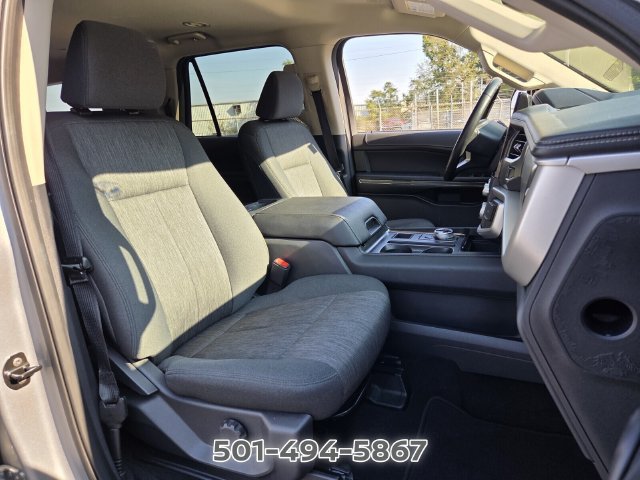 Used 2024 Ford Expedition Max XLT RWD image 16