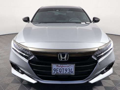Used 2022 Honda Accord Sport image 2