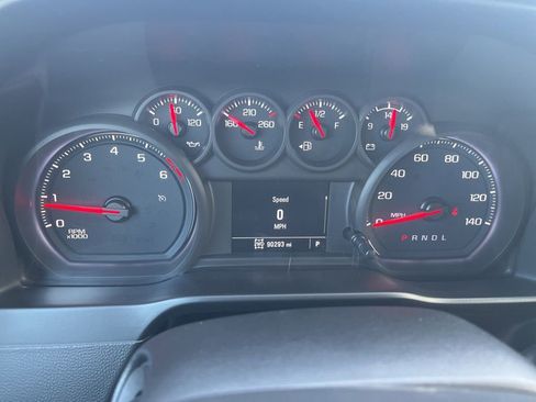 Used 2020 Chevrolet Silverado 2500 Custom w/ Custom Convenience Package image 15