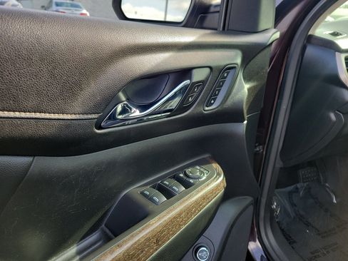 Used 2020 GMC Acadia Denali image 18