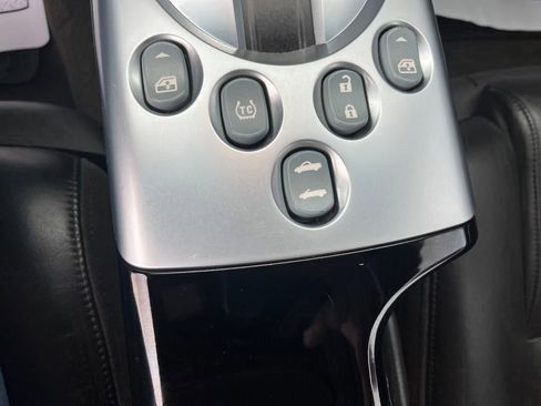 Used 2003 Chevrolet SSR w/ Preferred Equipment Group image 30