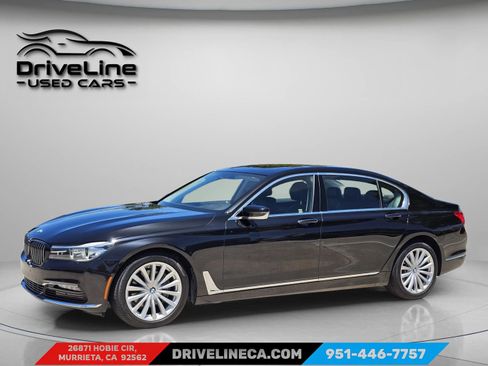 Used 2018 BMW 740i image 6