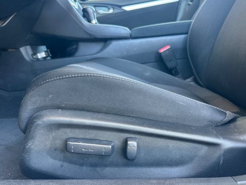 Used 2020 Honda Civic EX image 13