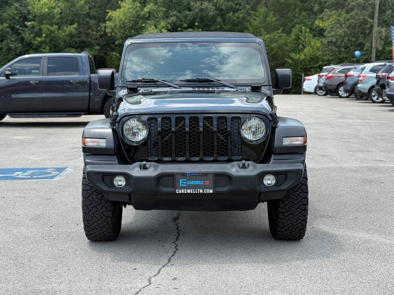 Used 2020 Jeep Gladiator Sport w/ Quick Order Package 24S AWD/4WD image 2