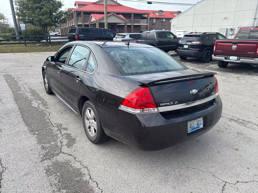 Used 2009 Chevrolet Impala LT w/ Luxury Edition Package FWD image 4