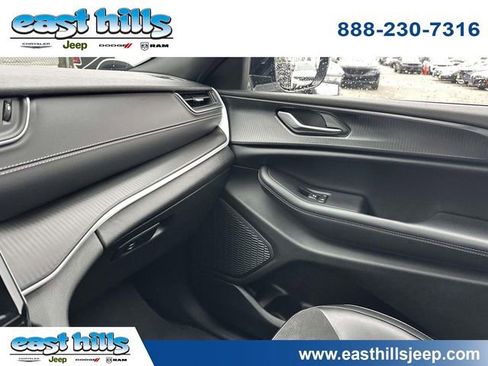 Certified 2023 Jeep Grand Cherokee L Laredo AWD/4WD image 37
