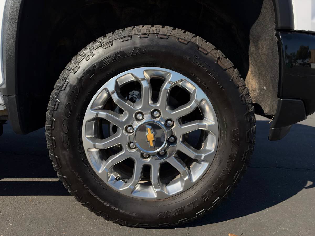 Used 2025 Chevrolet Silverado 2500 Custom w/ Custom Value Package AWD/4WD image 11