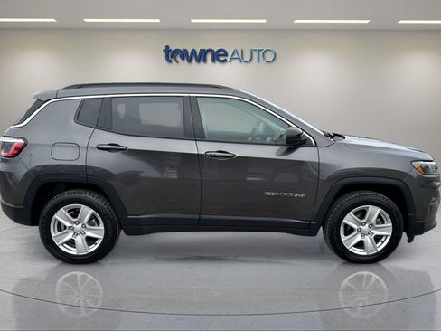 Used 2022 Jeep Compass Latitude w/ Convenience Group image 6