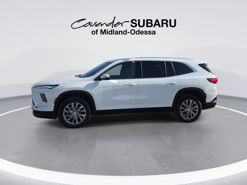 Used 2025 Buick Enclave Preferred FWD image 5