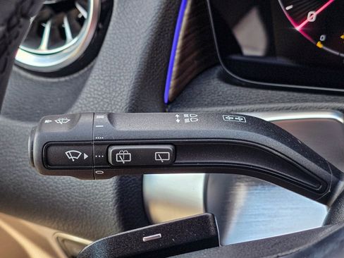 New 2026 Mercedes-Benz GLB 250 4MATIC image 25