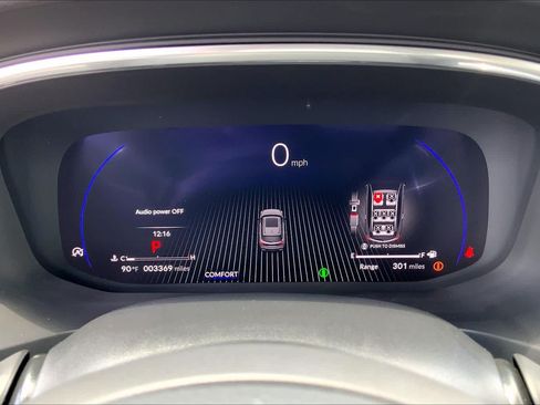 Certified 2026 Acura MDX FWD w/ Technology Package image 25