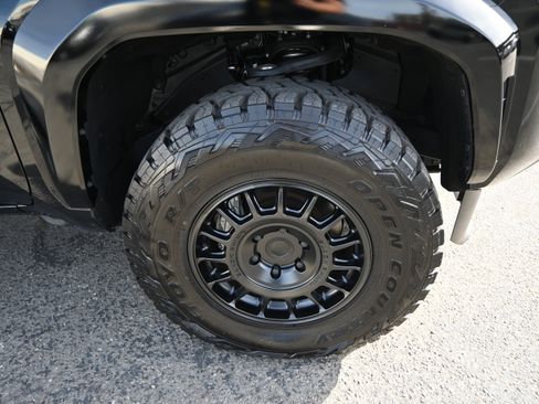 Used 2024 Toyota Tacoma TRD Sport image 27