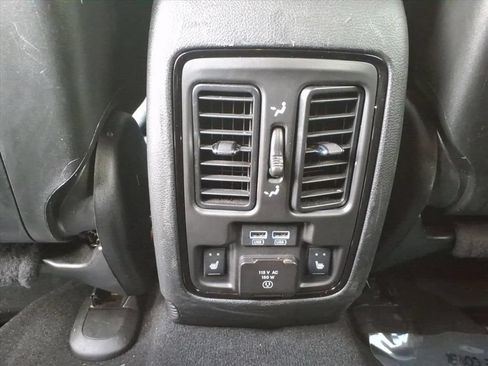 Used 2024 Dodge Durango GT AWD/4WD image 15