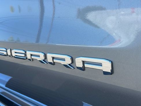 New 2026 GMC Sierra 1500 SLT w/ SLT Premium Plus Package AWD/4WD image 11