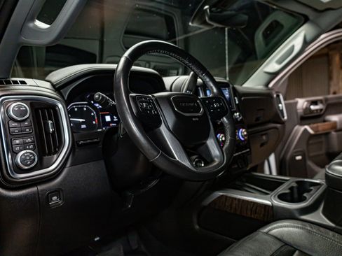 Used 2020 GMC Sierra 2500 Denali w/ Denali Ultimate Package image 16