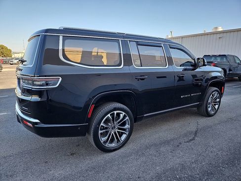 Used 2022 Jeep Grand Wagoneer Series III w/ Rear Seat Video Group 1 image 8