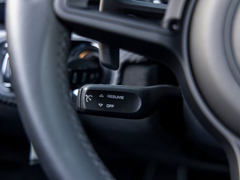 Certified 2025 Porsche 718 Cayman GT4 RS image 40