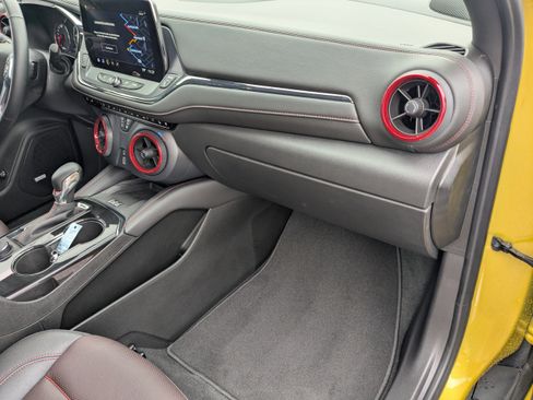 Certified 2024 Chevrolet Blazer RS w/ Driver Confidence II Package image 20