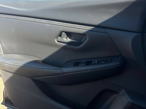 Used 2025 Nissan Sentra S FWD image 18