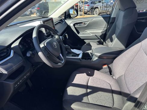 Used 2025 Toyota RAV4 XLE w/ Convenience Package AWD/4WD image 11