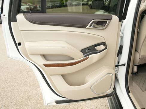Used 2019 GMC Yukon Denali w/ Open Road Package RWD image 24