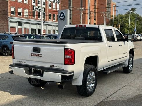 Used 2019 GMC Sierra 2500 Denali w/ Duramax Plus Package image 5
