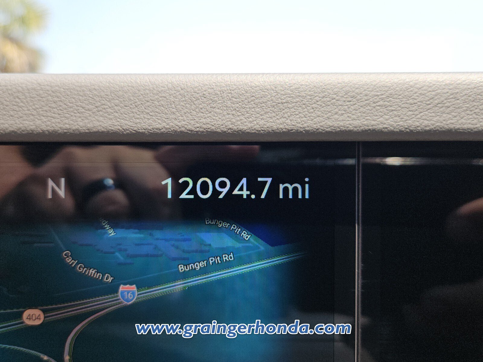 Used 2025 Lincoln Nautilus Reserve AWD/4WD image 21