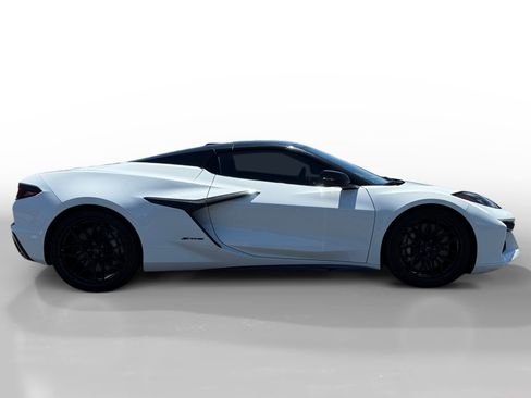 Used 2023 Chevrolet Corvette Z06 w/ LPO, Roadside Safety Package image 6