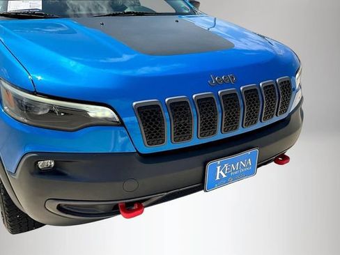 Used 2020 Jeep Cherokee Trailhawk w/ Cold Weather Group AWD/4WD image 32