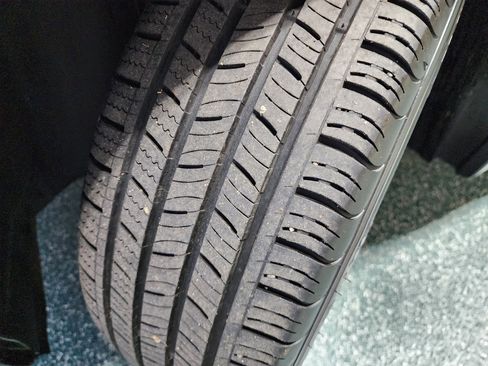 Used 2015 Chevrolet Cruze LT image 14