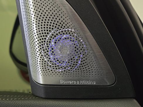 Certified 2023 BMW X5 M50i w/ Executive Package image 9