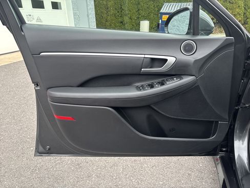 Used 2025 Hyundai Sonata SEL FWD image 16