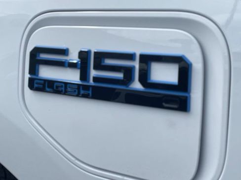 New 2025 Ford F150 Lightning Flash AWD/4WD image 6