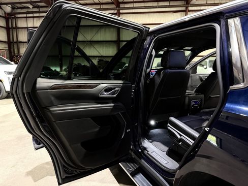 Used 2021 Chevrolet Tahoe LT RWD image 16