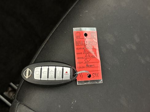 Used 2024 Nissan Altima 2.5 SV image 30