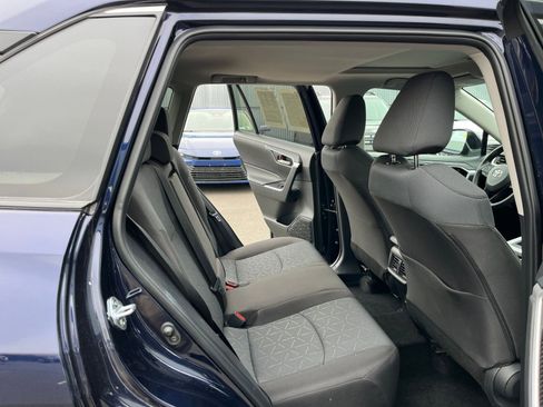 Used 2025 Toyota RAV4 XLE image 25