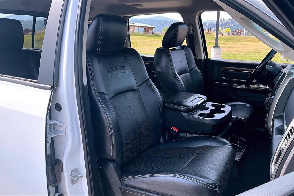 Used 2018 RAM 1500 Laramie AWD/4WD image 7