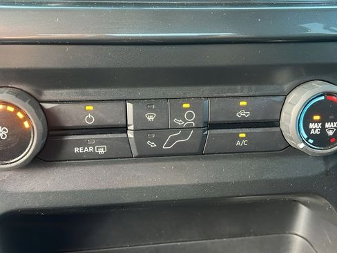 Used 2022 Ford F150 Tremor w/ Trailer Tow Package image 21