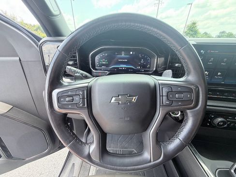 Used 2023 Chevrolet Silverado 1500 ZR2 w/ Technology Package AWD/4WD image 15