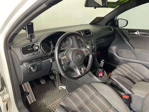 Used 2010 Volkswagen GTI 2-Door FWD image 3