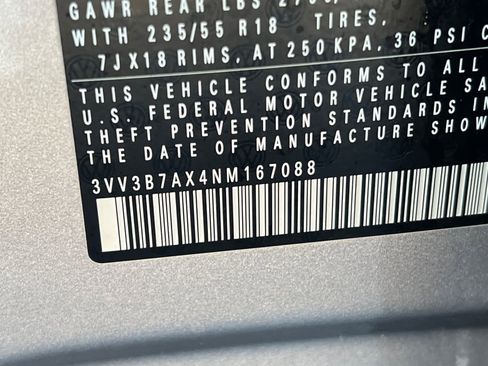 Used 2022 Volkswagen Tiguan SE image 30