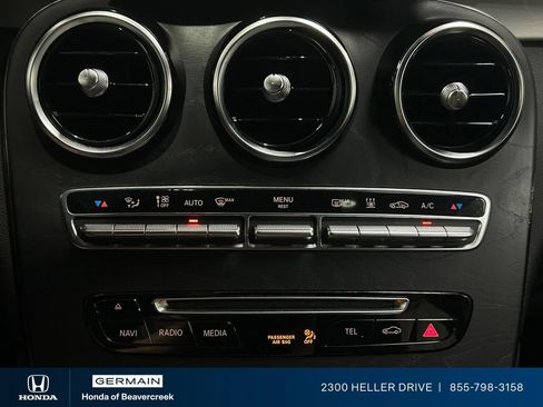 Used 2019 Mercedes-Benz GLC 350e 4MATIC image 24