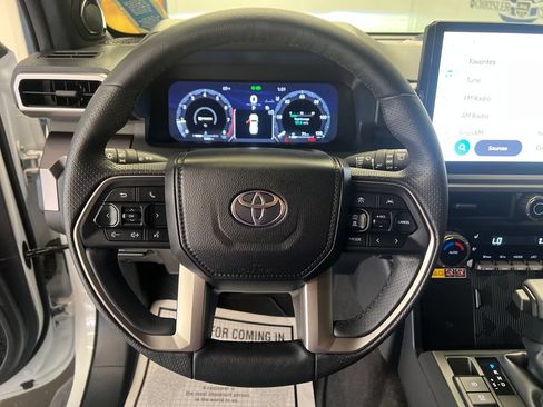 Used 2025 Toyota 4Runner TRD Off-Road Premium w/ Tow Technology Package AWD/4WD image 21