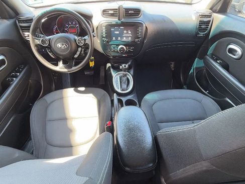 Used 2019 Kia Soul + FWD image 28