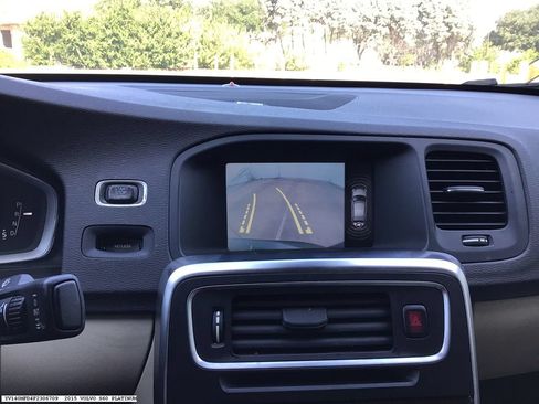 Used 2015 Volvo S60 T5 Platinum FWD image 9