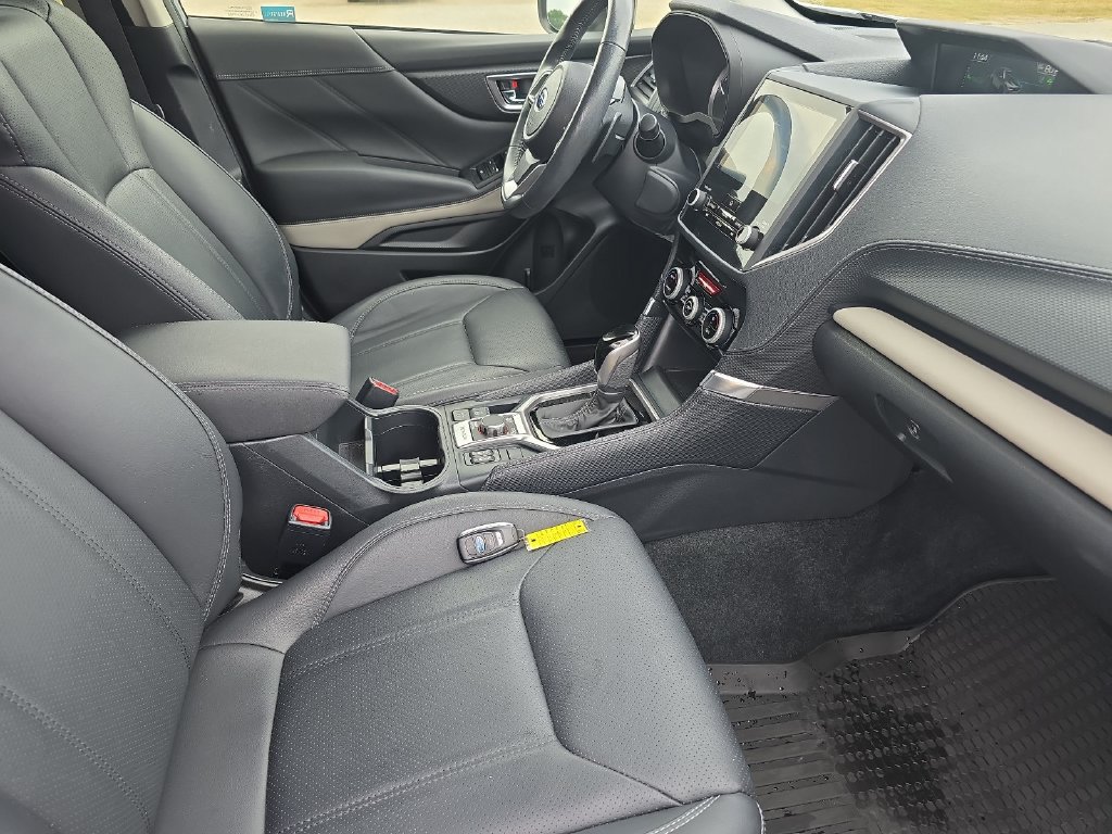 Used 2024 Subaru Forester Limited AWD/4WD image 10