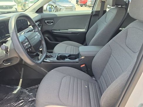 Used 2025 Kia K4 EX FWD image 14