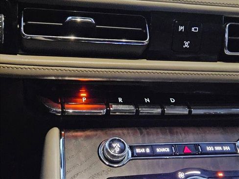 Used 2021 Lincoln Aviator Grand Touring w/ Elements Package Plus image 15